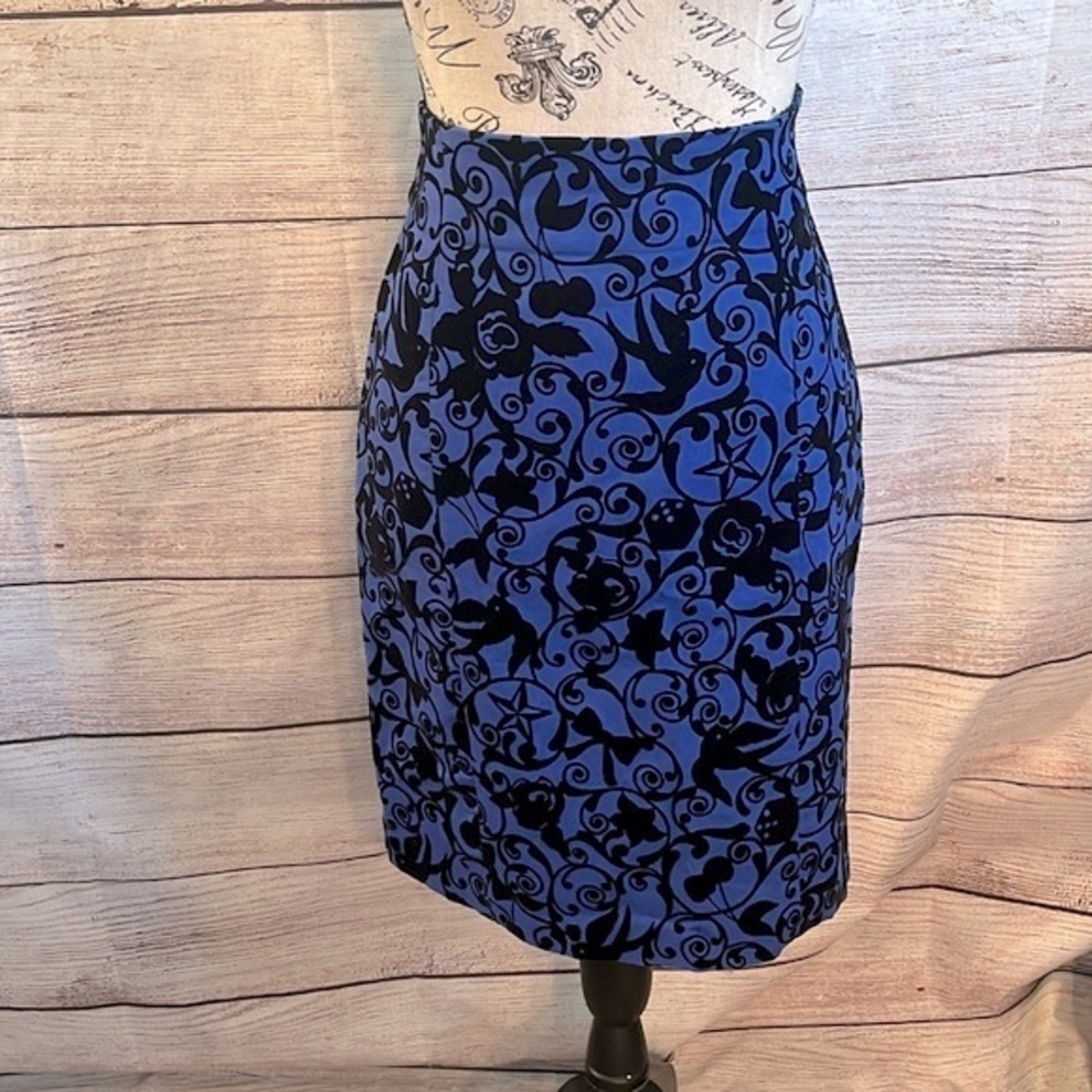 Love Moschino Pencil Skirt Flocked Velvet Size 6